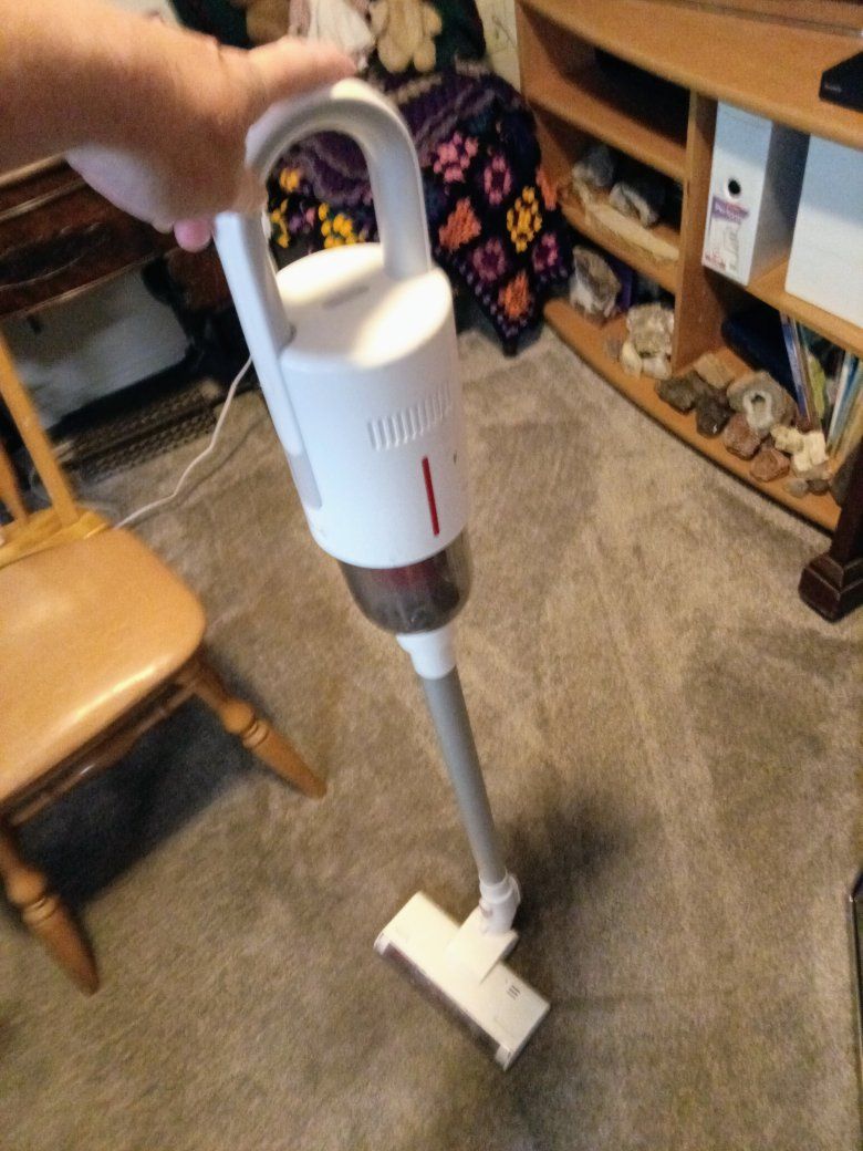 Deerma DX700s 2-in-1 Stick Handheld Vacuum Cleaner Corded Bagless White/Red