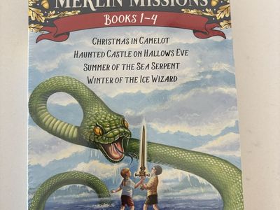 Magic Tree House Merlin Missions Books 1-4 by Mary Pope Osborne - Christmas, Haunted Castle, Summer, Winter