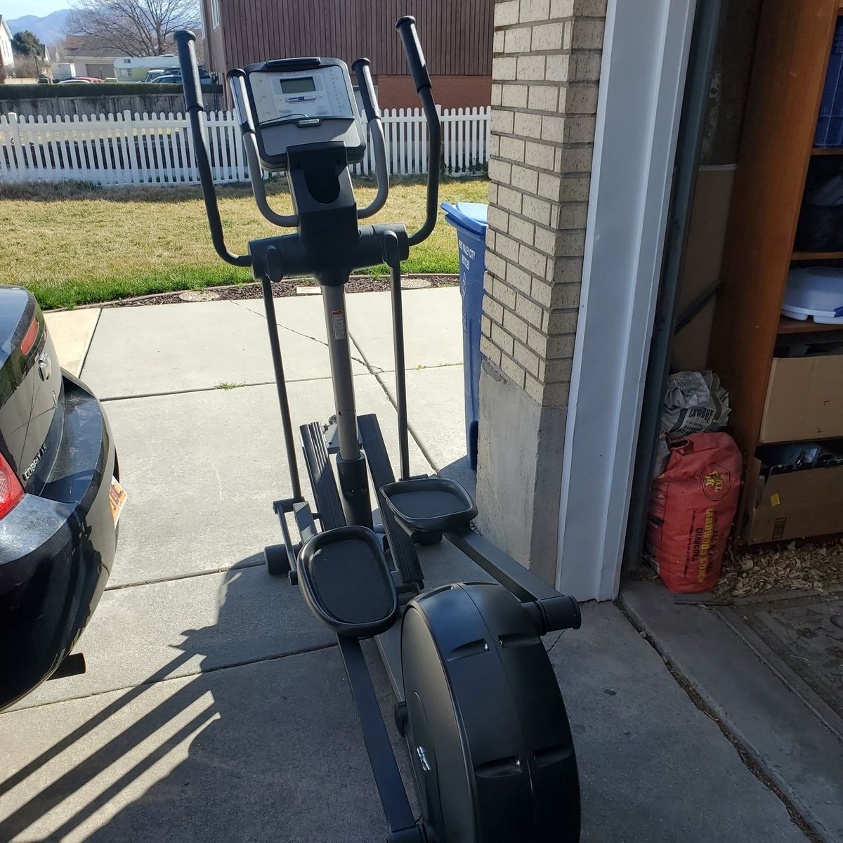 elliptical, some damage, no power plug.