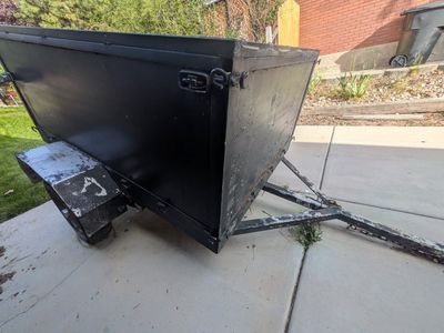 High clearance utility trailer