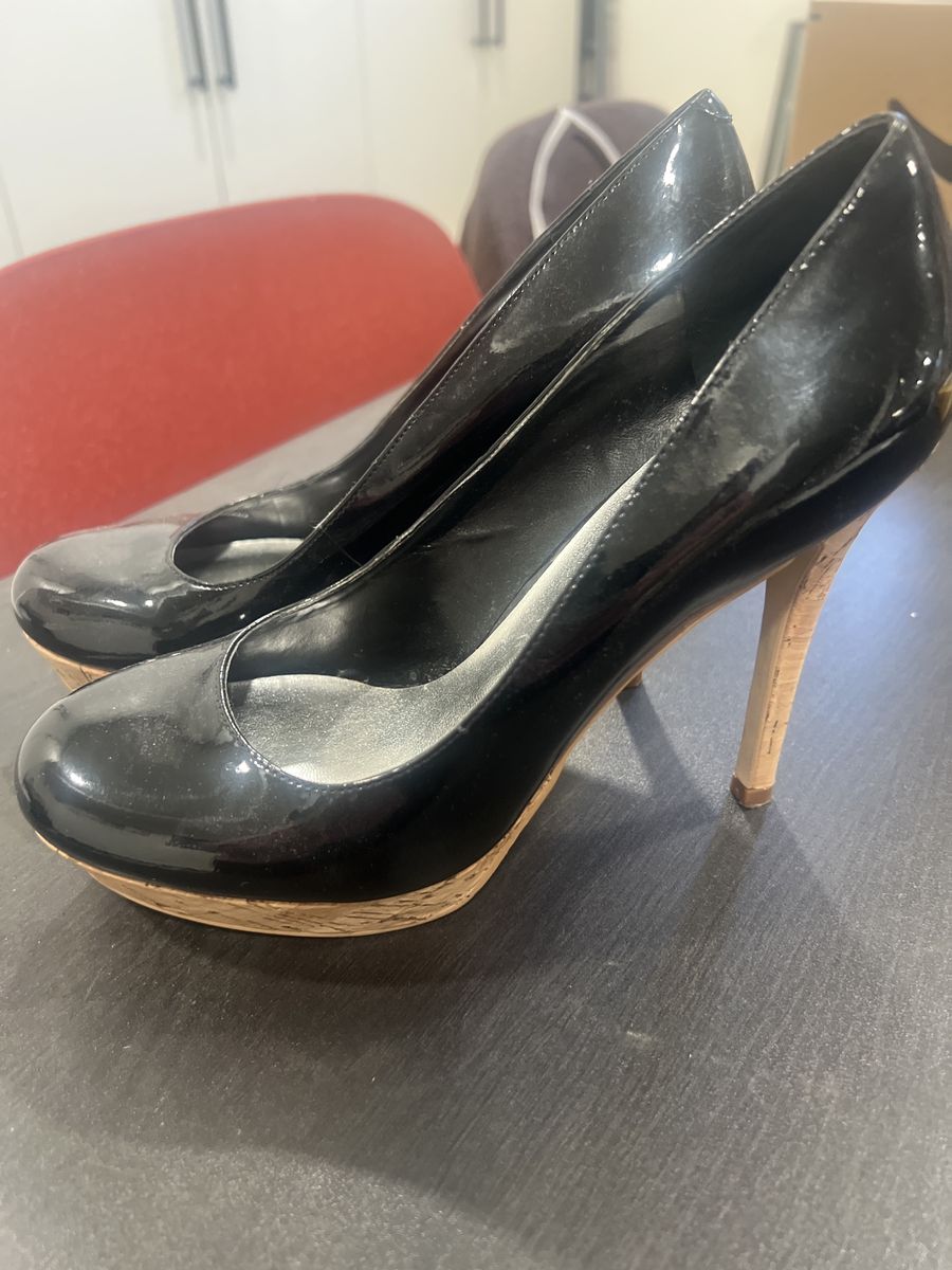Jessicsa by Jessica Simpson Black Patent Leather Cork Platform Pumps - Women's Size 7, 4" Heel