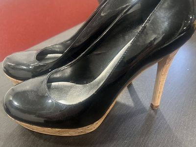 Jessicsa by Jessica Simpson Black Patent Leather Cork Platform Pumps - Women's Size 7, 4" Heel