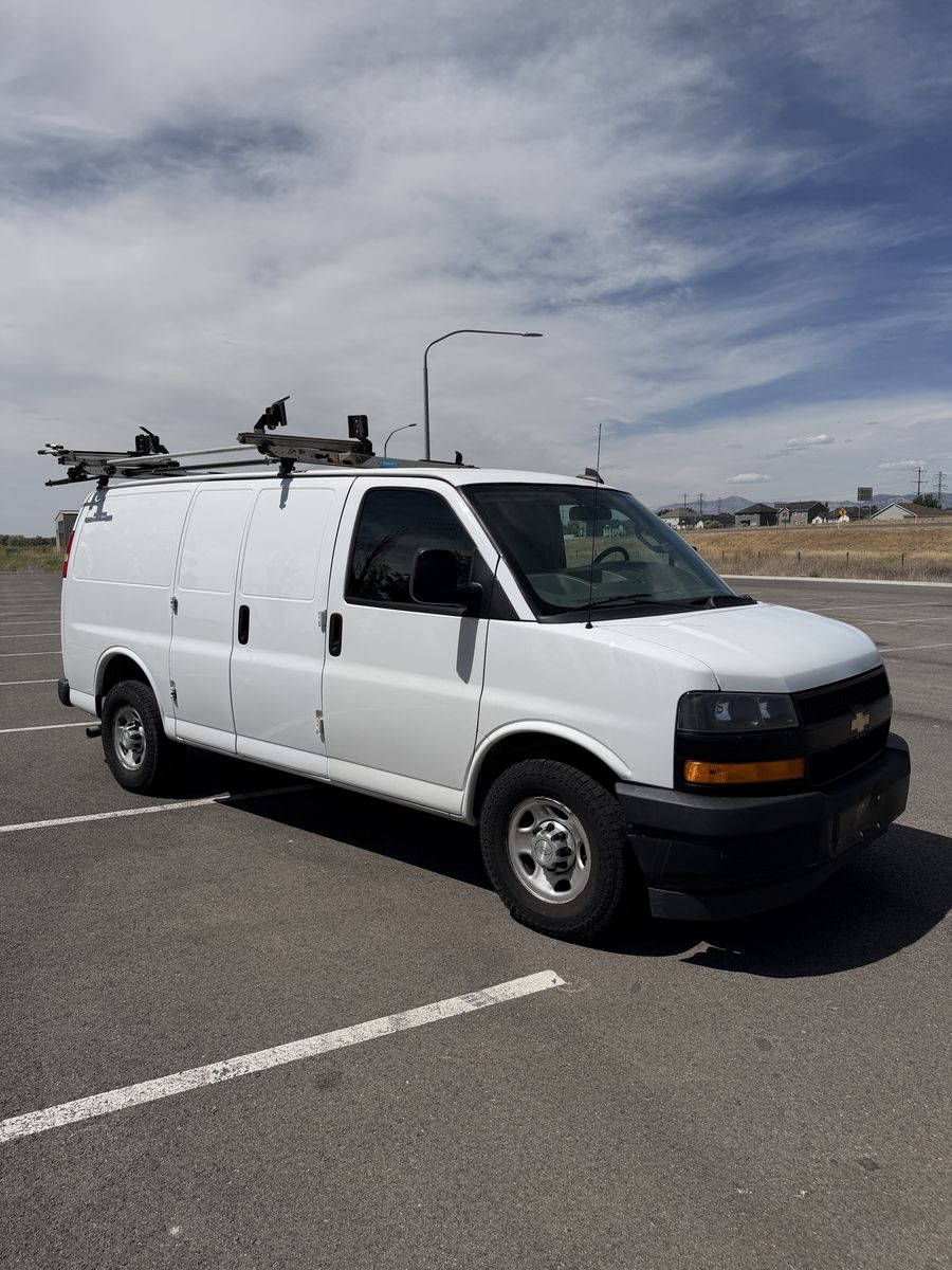 2018 Chevrolet Express 2500 