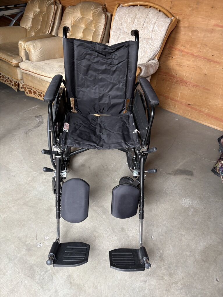 Medline Excel K4 Lightweight Wheelchair