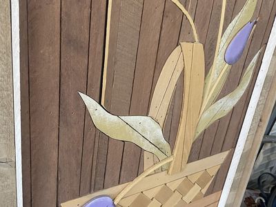 Tulip lath art picture