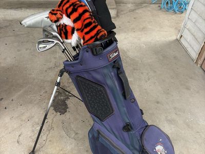 Full golf bag