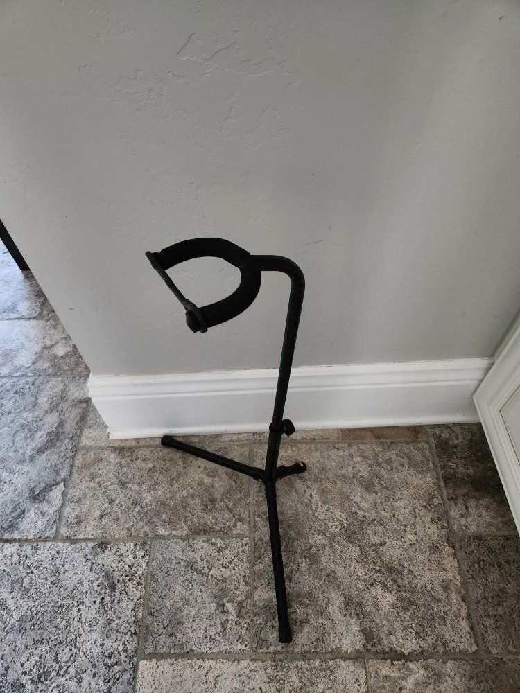Guitar Stand