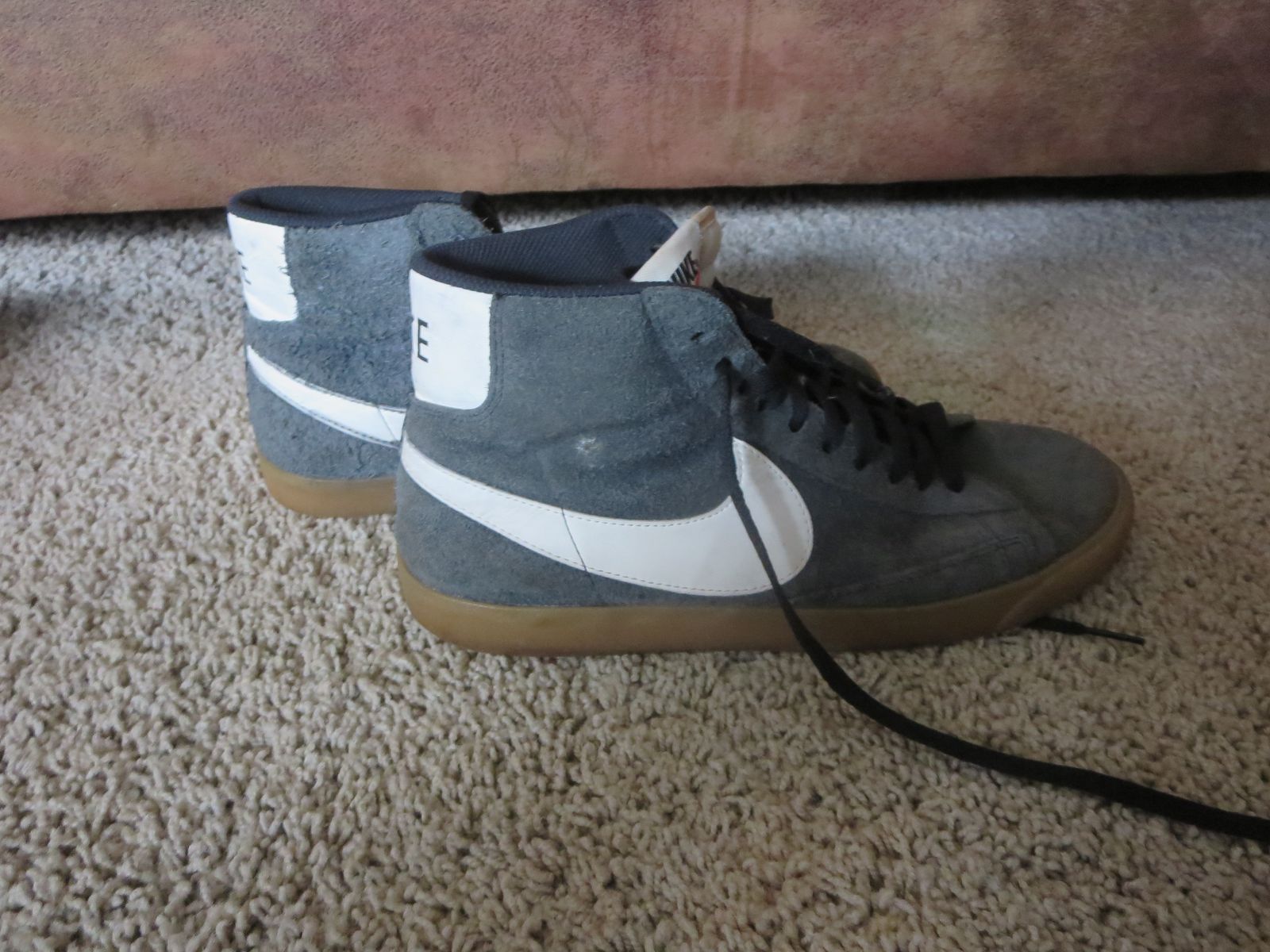 Nike Blazer Mid Suede Sneakers Grey White Gum Sole Men's Size 11