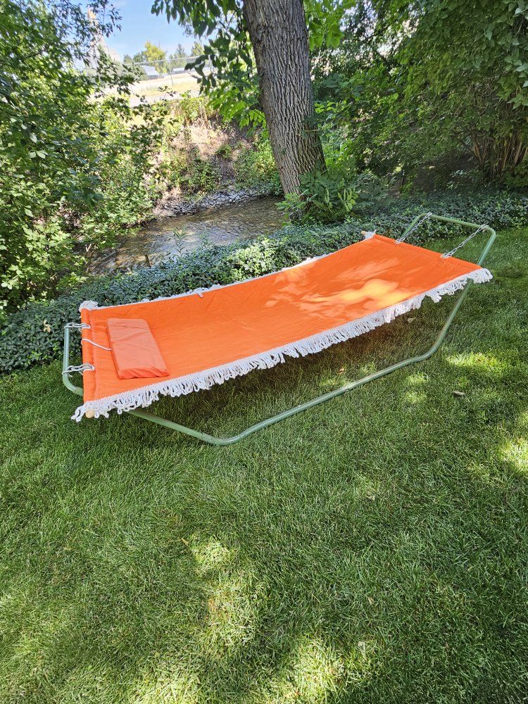 Hammock with Metal Stand