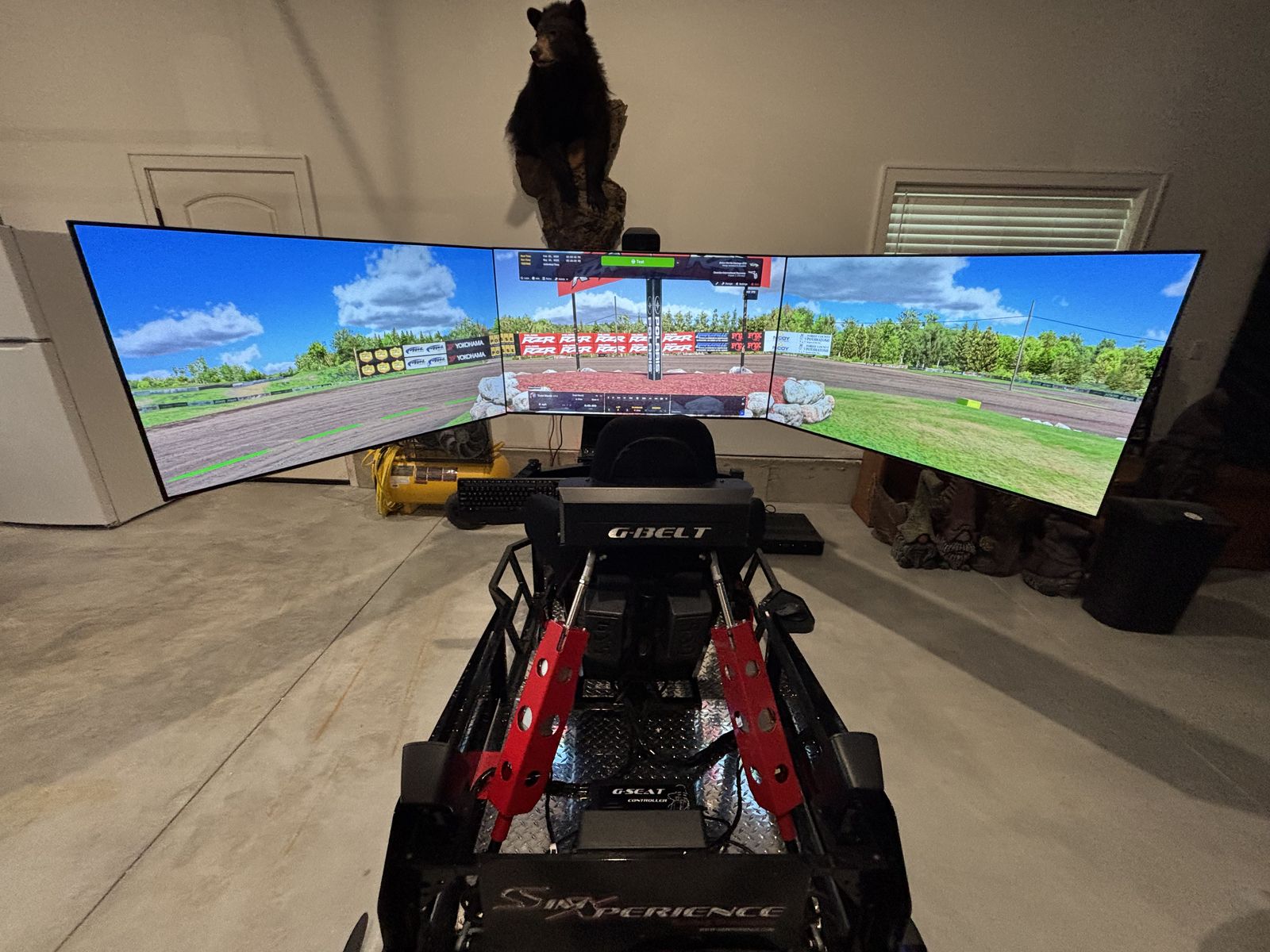 SIMEXPERIENCE Race Car Simulator