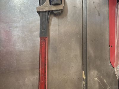 PROTO No. 824 24” Pipe Wrench