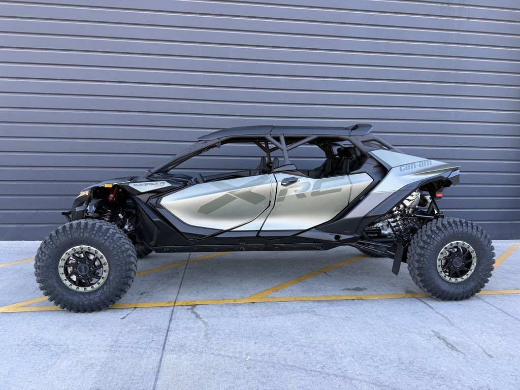 2026 Can-Am® Maverick R MAX X rc With Smart-Shox