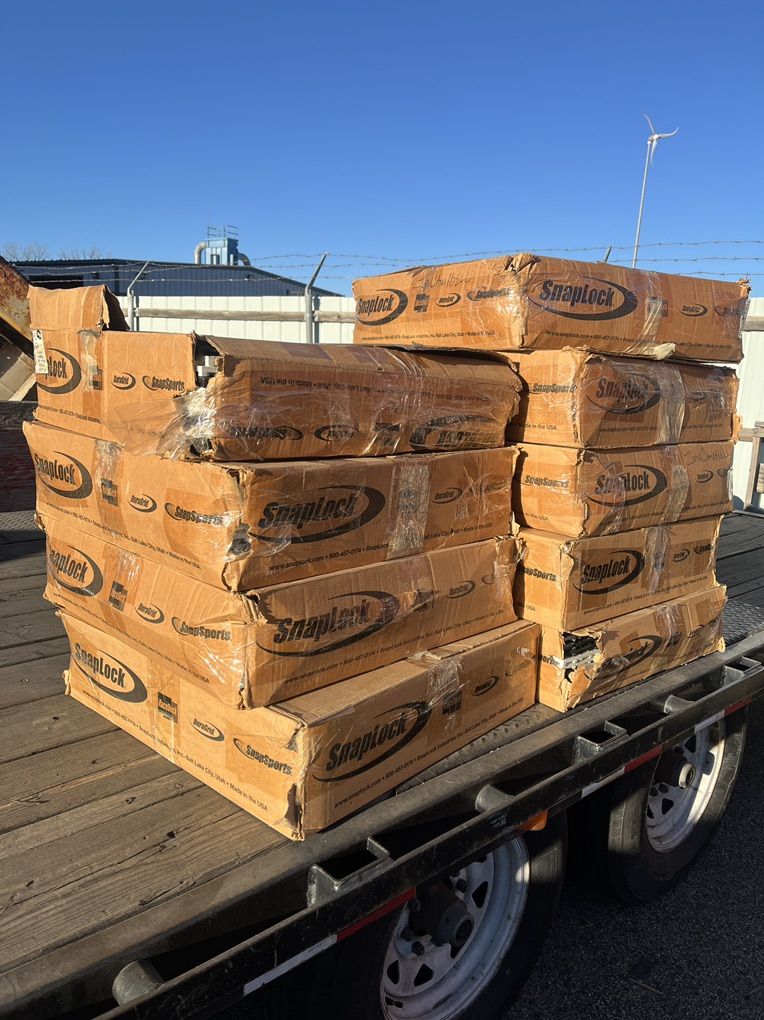 Race Deck Flooring Used 2 Times 20x20