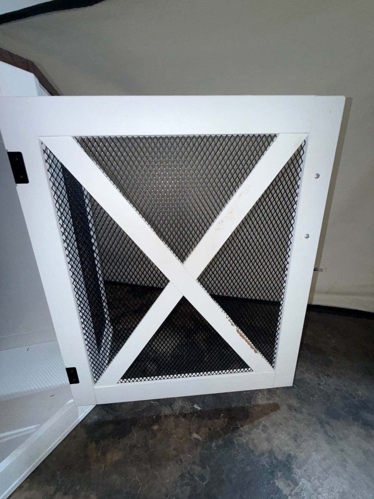 Main image 3