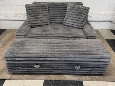 COSTCO THOMASVILLE WILLS FABRIC OVERSIZE CHAIR W/ STORAGE OTTOMAN!!