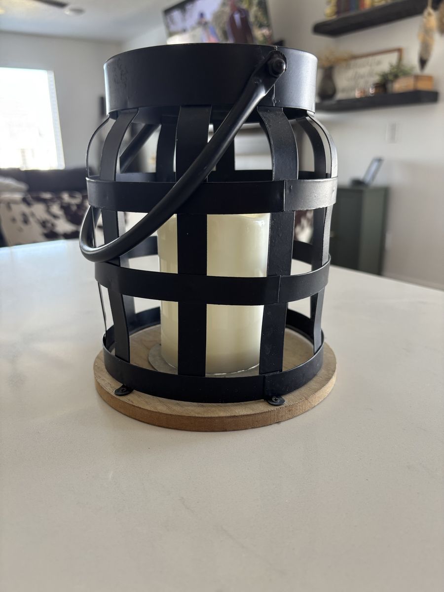 Electric Lantern Decor