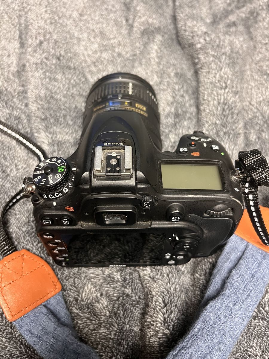 Nikon D7100 DSLR Camera Bundle – Great Condition