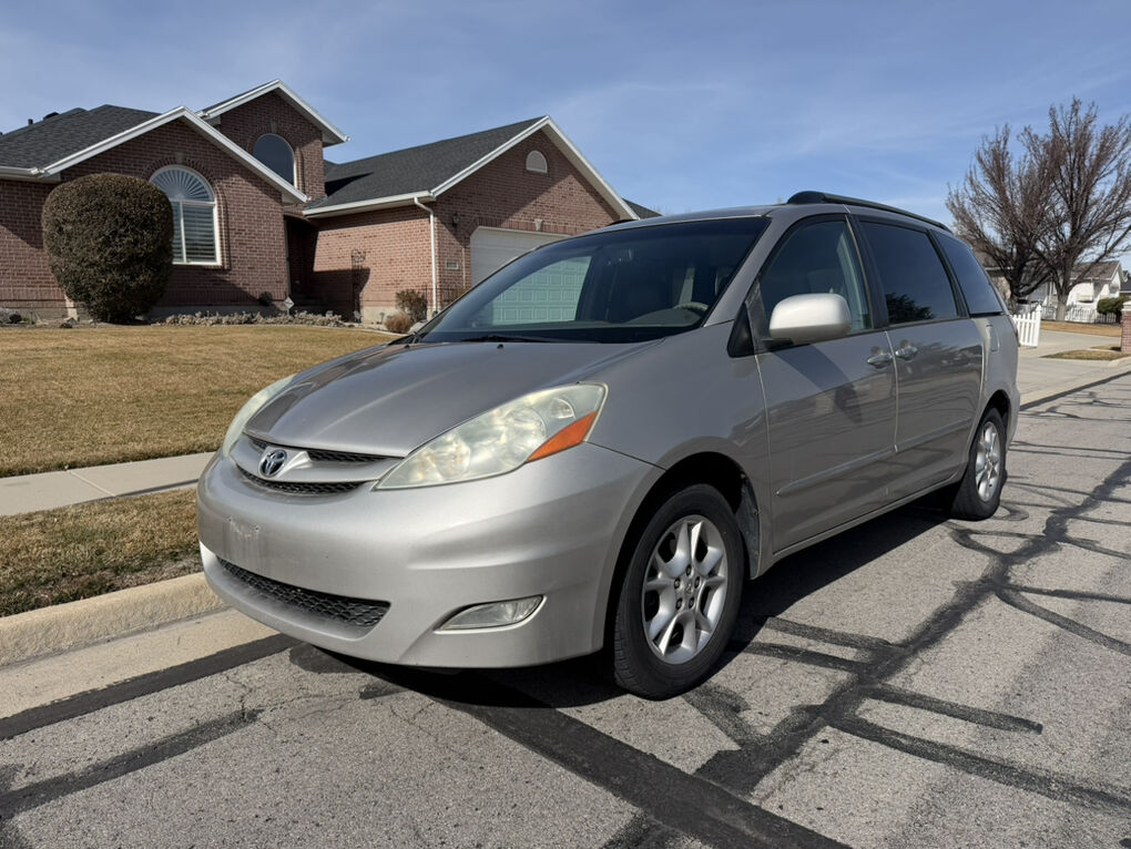 2006 Toyota Sienna XLE Limited