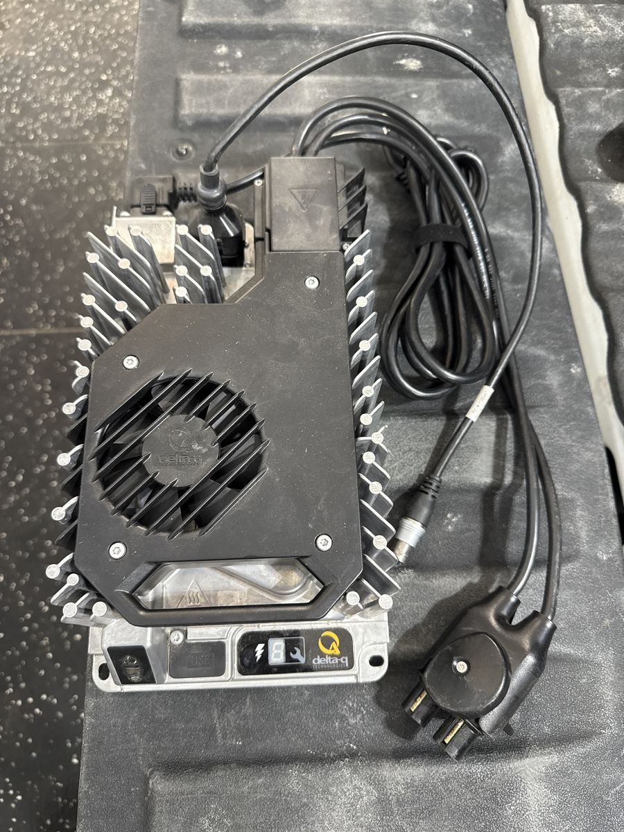 Main image 7