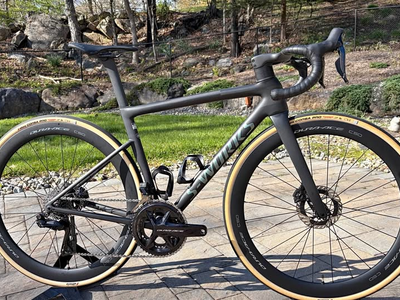 2026 Specialized S-Works Tarmac SL8 – Shimano Dura-Ace Di2 – Size 52 – Like New (500 Miles)