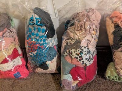 Lots of Girl's Baby Clothing - Assorted Sizes 0-18 Months