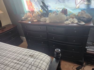 Black Wood Double Dresser with Curved Front & Metal Knobs and Detachable Mirror