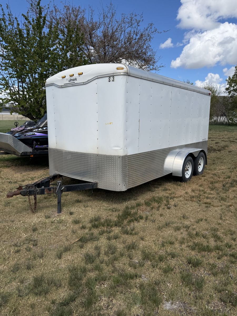 Enclosed Trailer