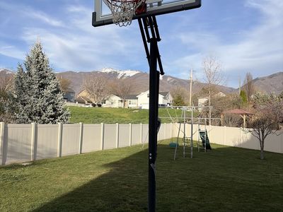 Reebok Basket Ball Hoop and Rolling Base