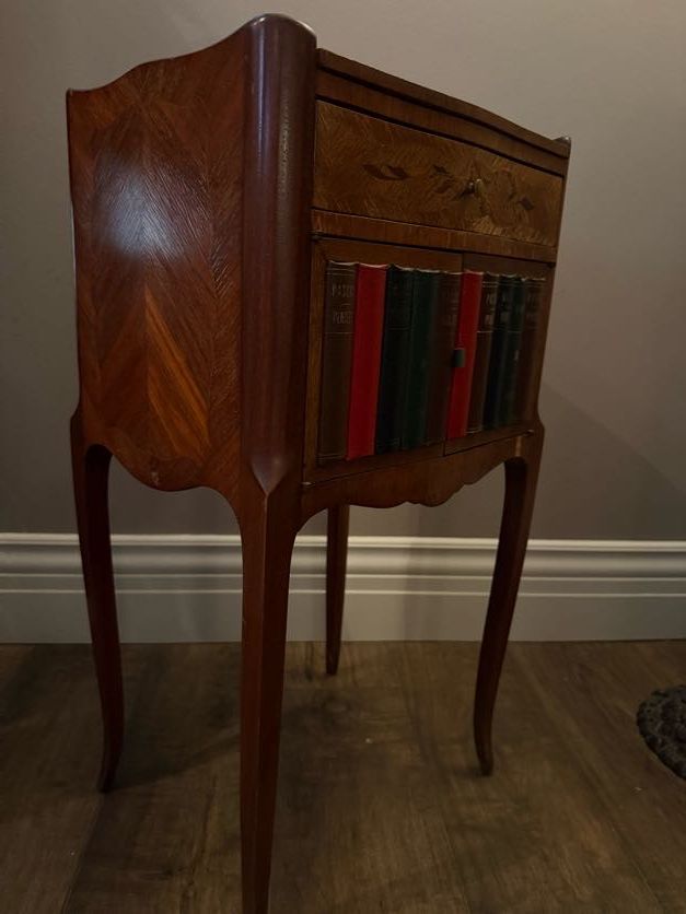 Main image 5