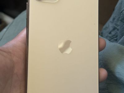 Apple iPhone 11 Promax - Gold - unlocked