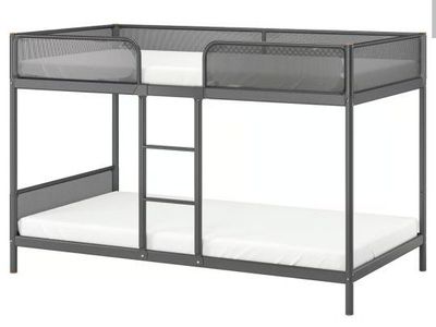 Twin/Twin Bunk Bed
