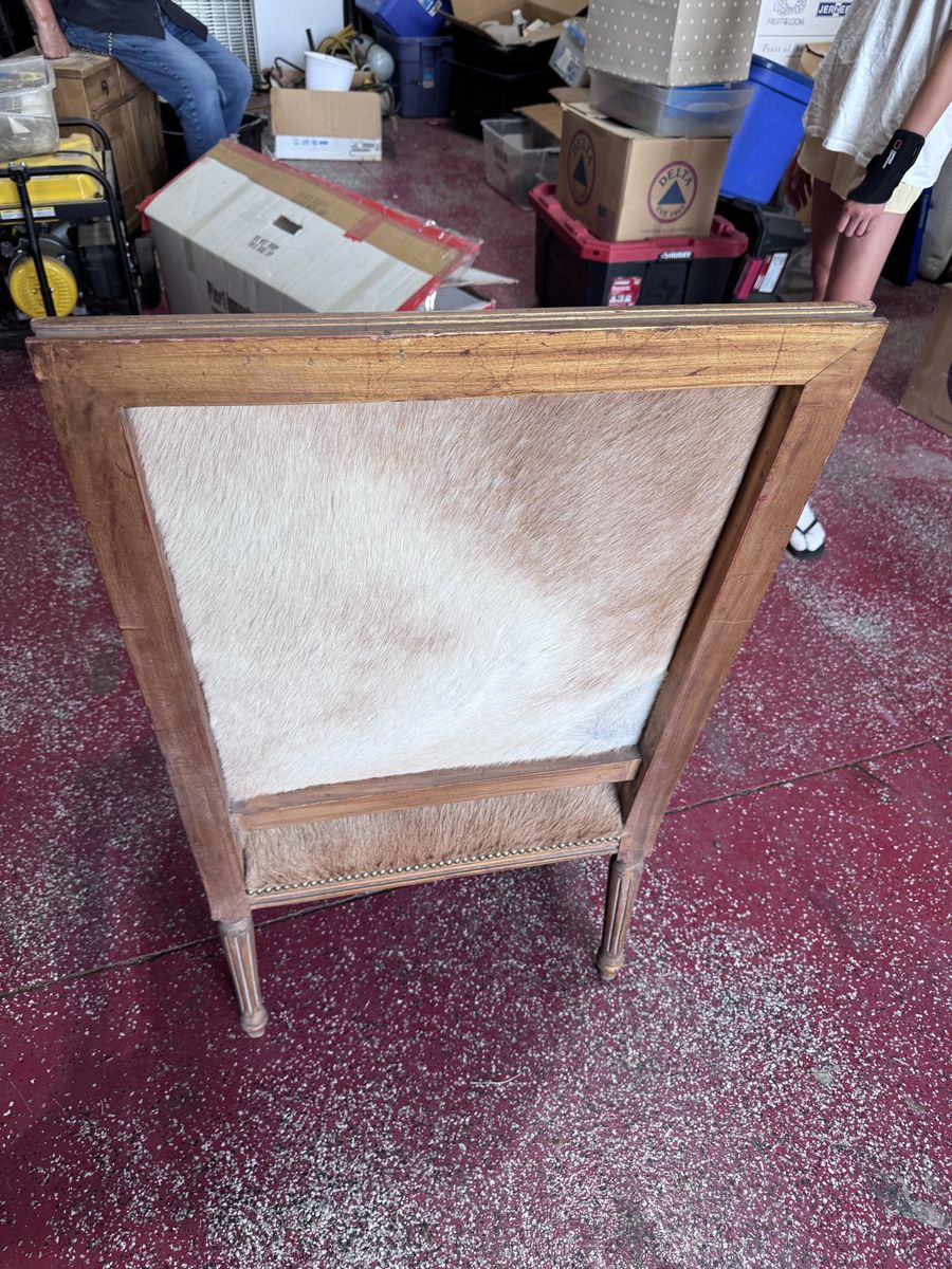 Main image 3