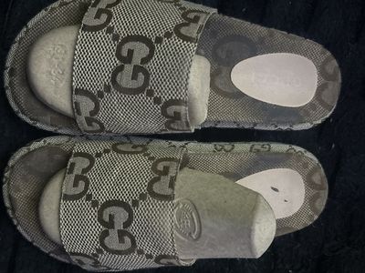 Gucci GG Canvas Slide Sandals Women's Size 6 Beige/Brown