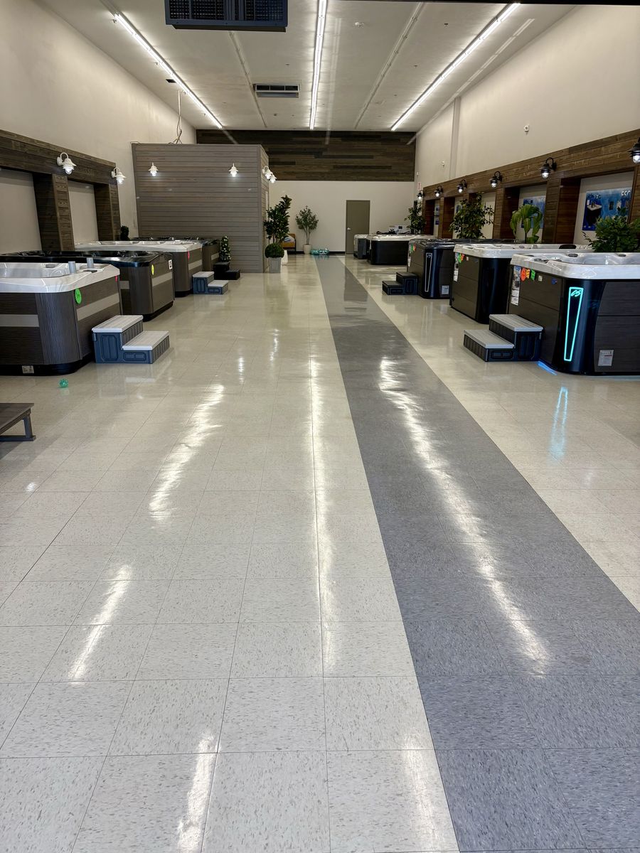 Hot tubs Memorial Day Hot Tub sells event zero sales tax on all Hot Tub tubs new & used HOT TUBS