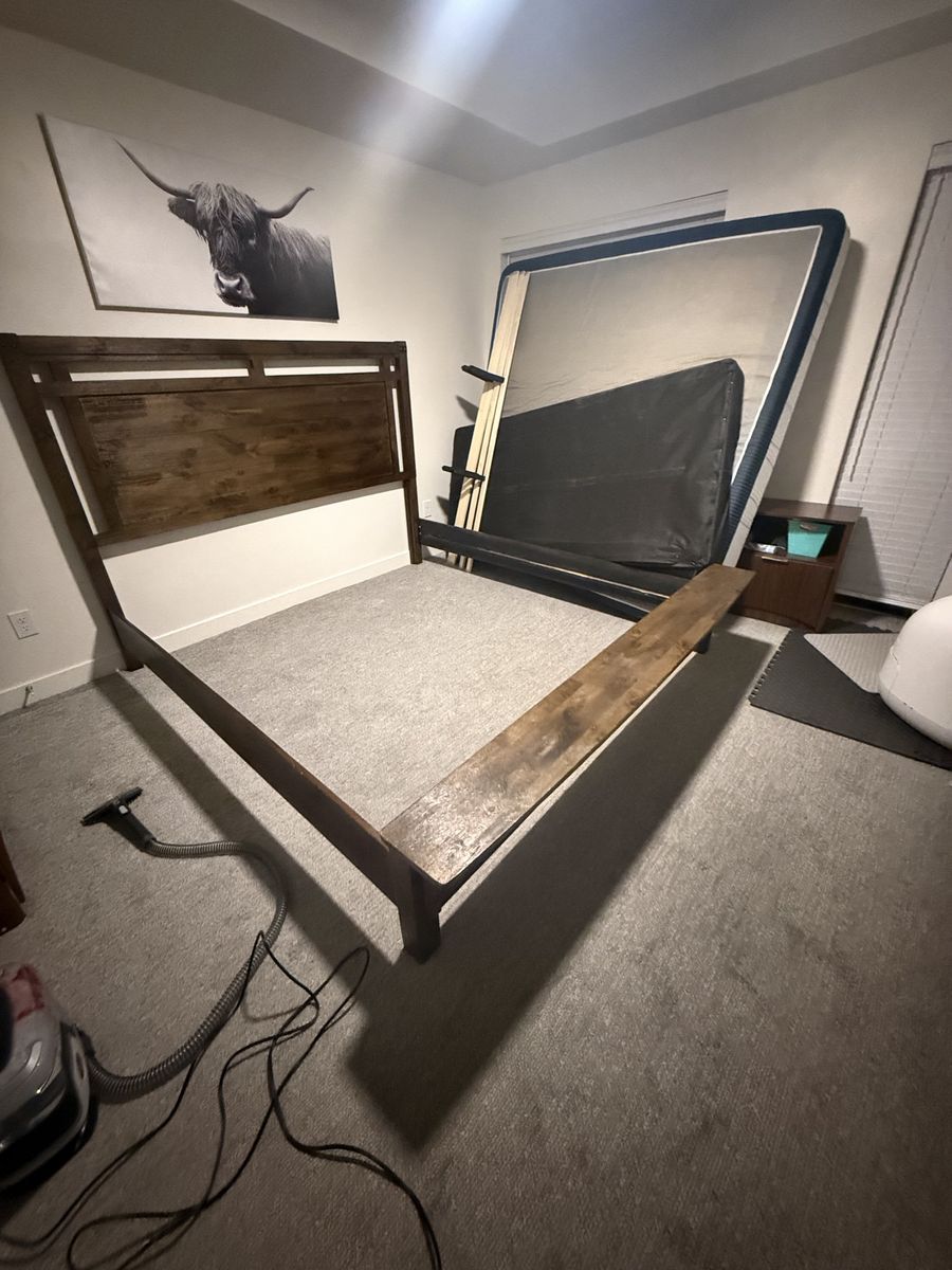 Main image 6
