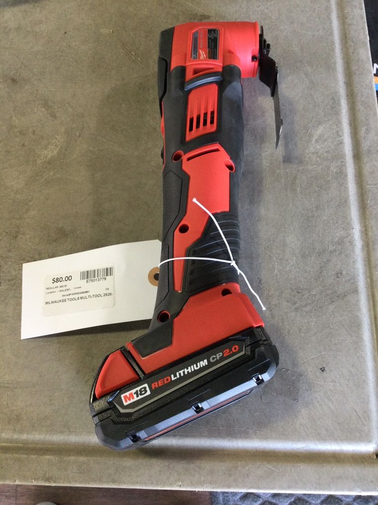 Milwaukee Multi Tool.   #E75013778
