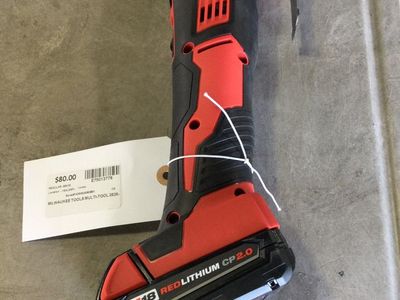 Milwaukee Multi Tool. #E75013778