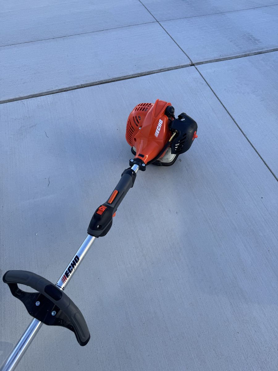 ECHO Gas Powered Straight Shaft String Trimmer Weed Eater
