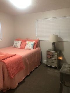 Room for rent (Female)