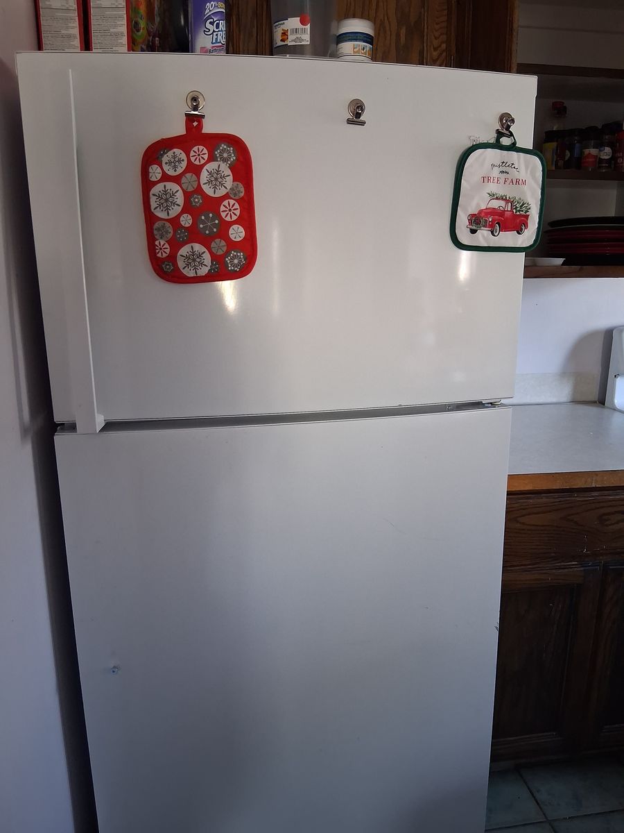 Main image 6