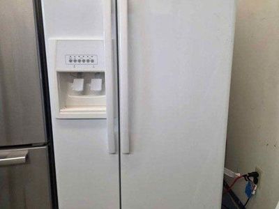 33" whirpool refrigerator