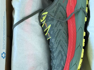 NEW IN BOX Hoka Tecton X Carbon-Plated Trail Shoes - Men's 8.5D