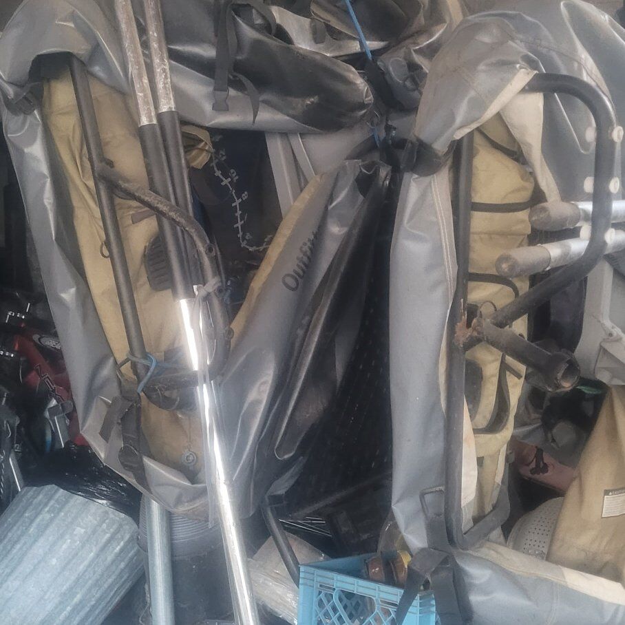 (2) outfitter x9 pontoons