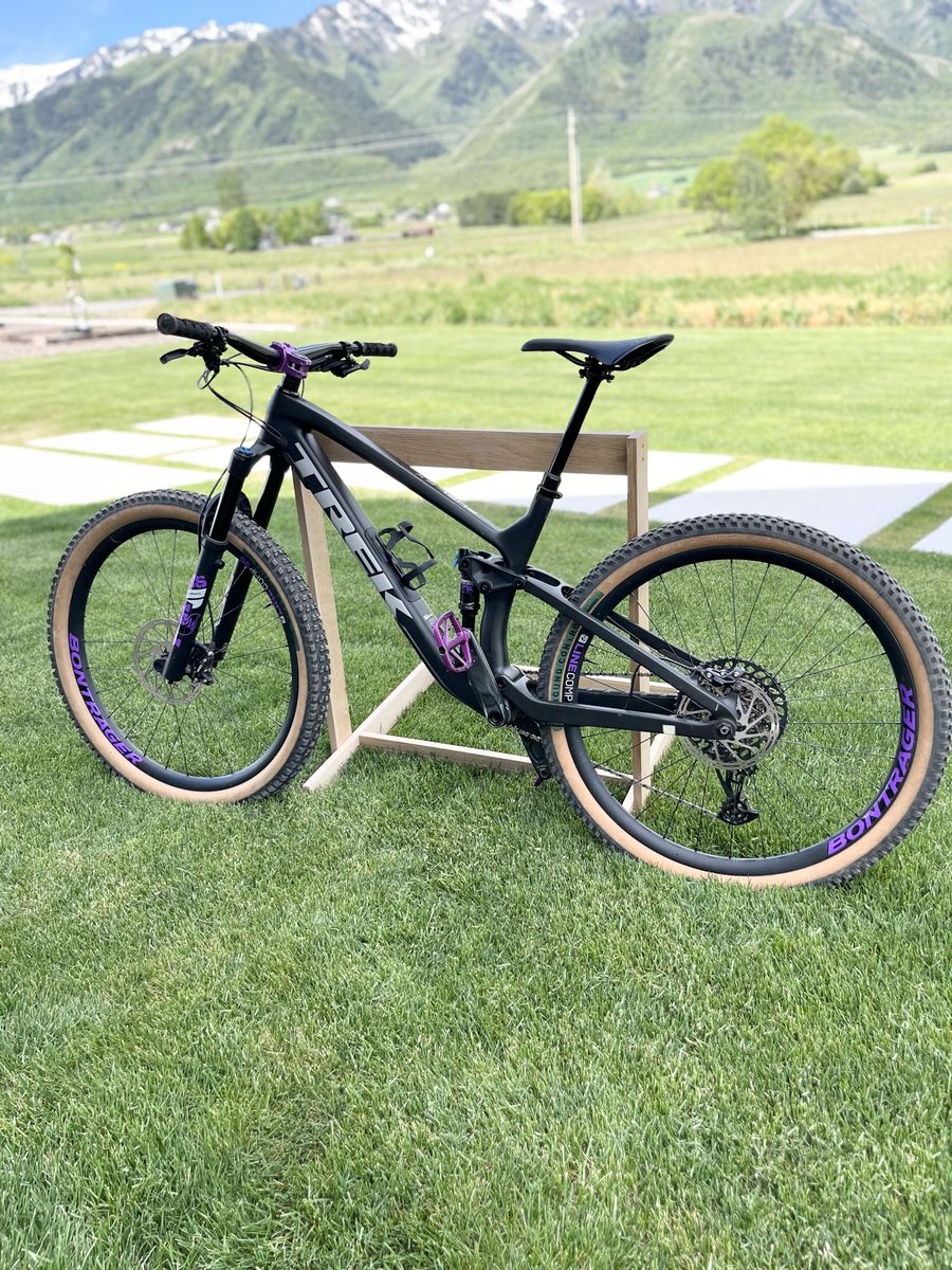 2022 Trek fuel EX 9.8 (carbon)