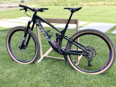 2022 Trek fuel EX 9.8 (carbon)