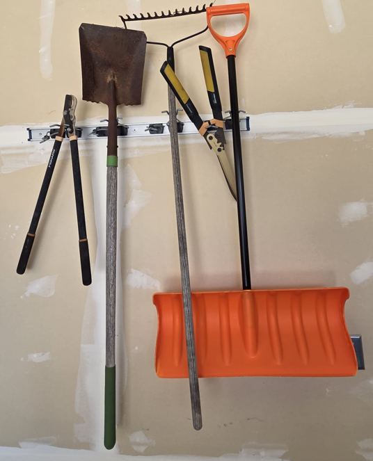 Garden tools + hangers