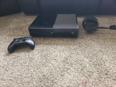 Xbox one with wireless controller