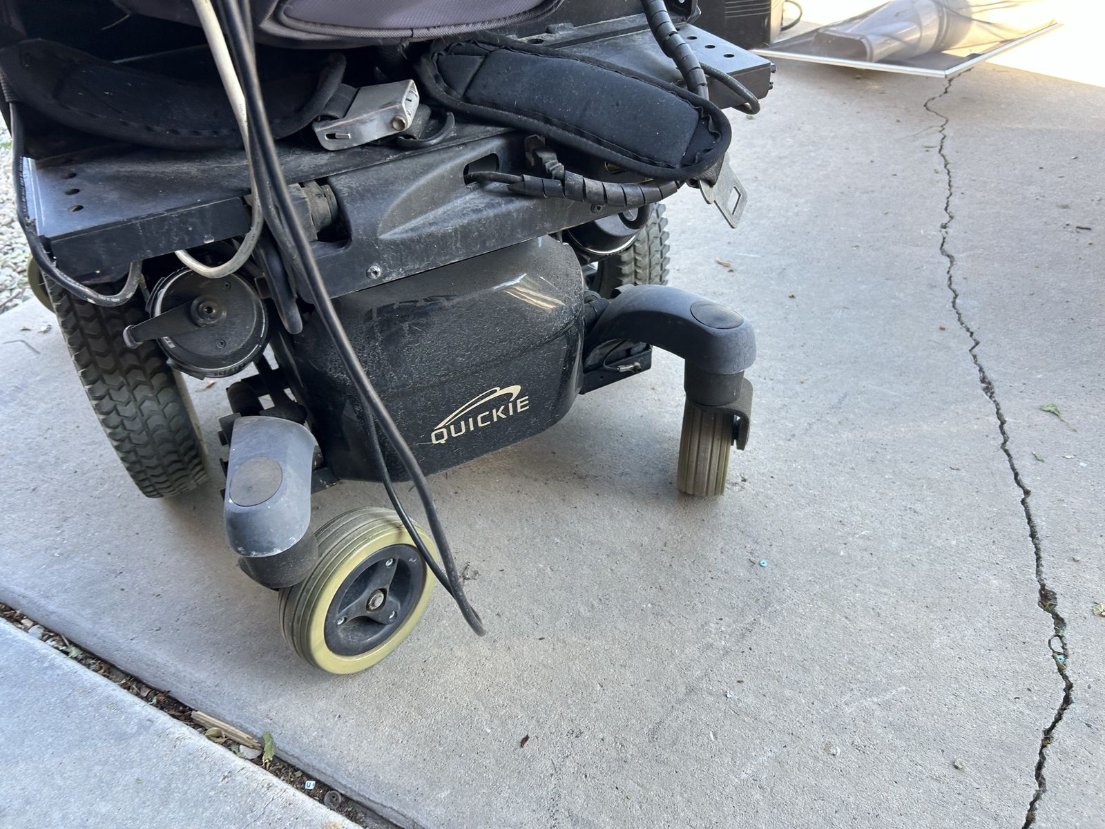 Quickie QM-710 Electric Wheelchair Power Chair