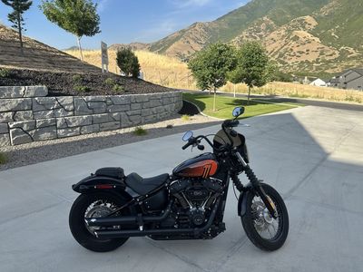 Harley-Davidson 114 Motorcycle - Black and Orange