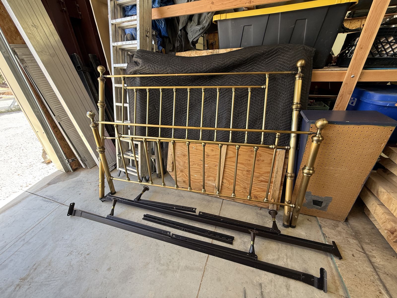 Vintage California King Brass Metal Bed Frame with Headboard and Footboard